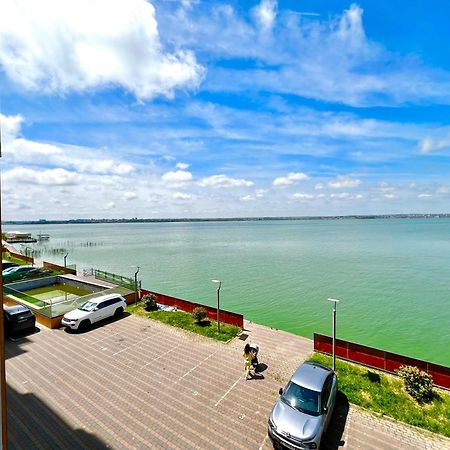 Sophia Lake View Suite Мамая Екстер'єр фото
