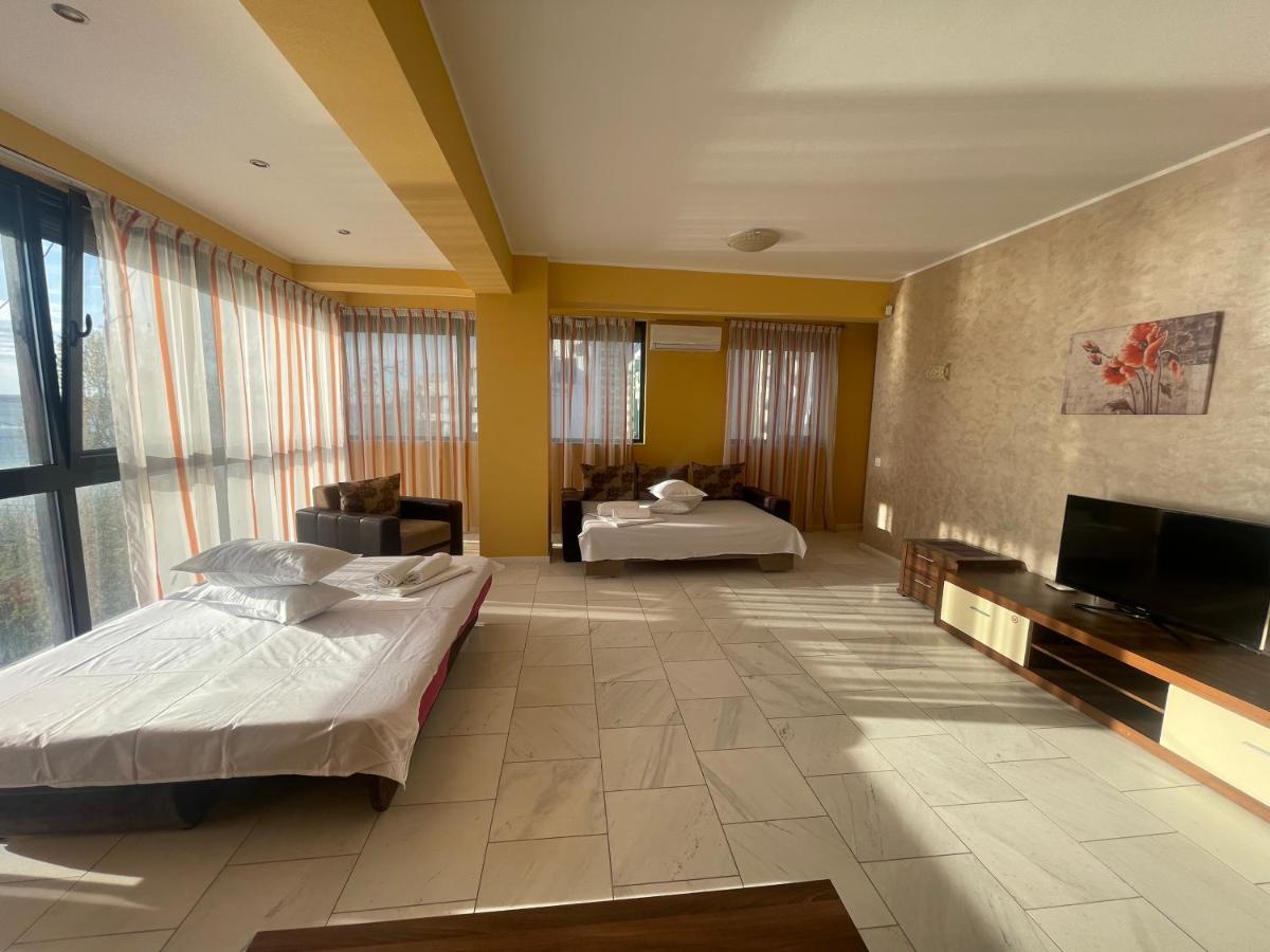 Sophia Lake View Suite Мамая Екстер'єр фото