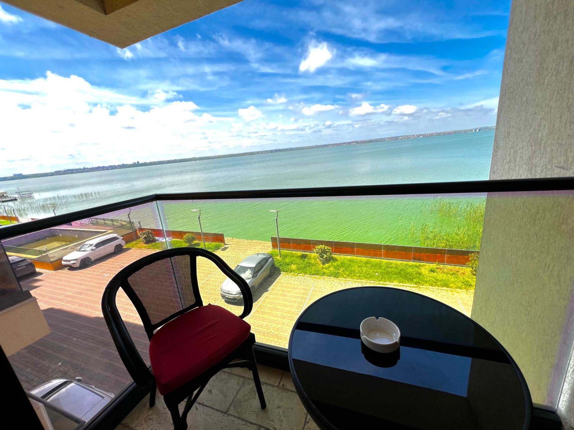 Sophia Lake View Suite Мамая Екстер'єр фото